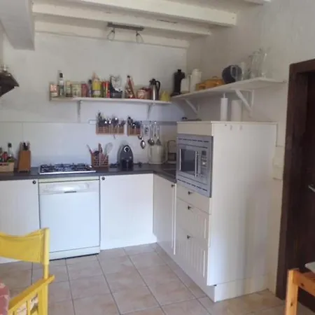 Detached With Swimming Pool, 3 Bedrooms Peyrusse-Grande