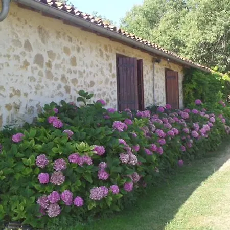 Detached With Swimming Pool, 3 Bedrooms